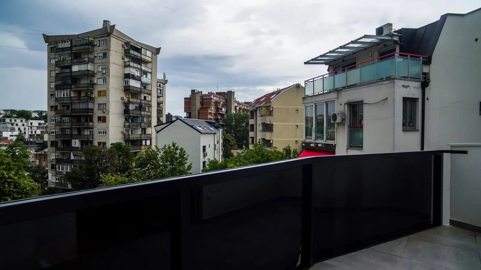 Pogled sa terase na Novi Beograd
