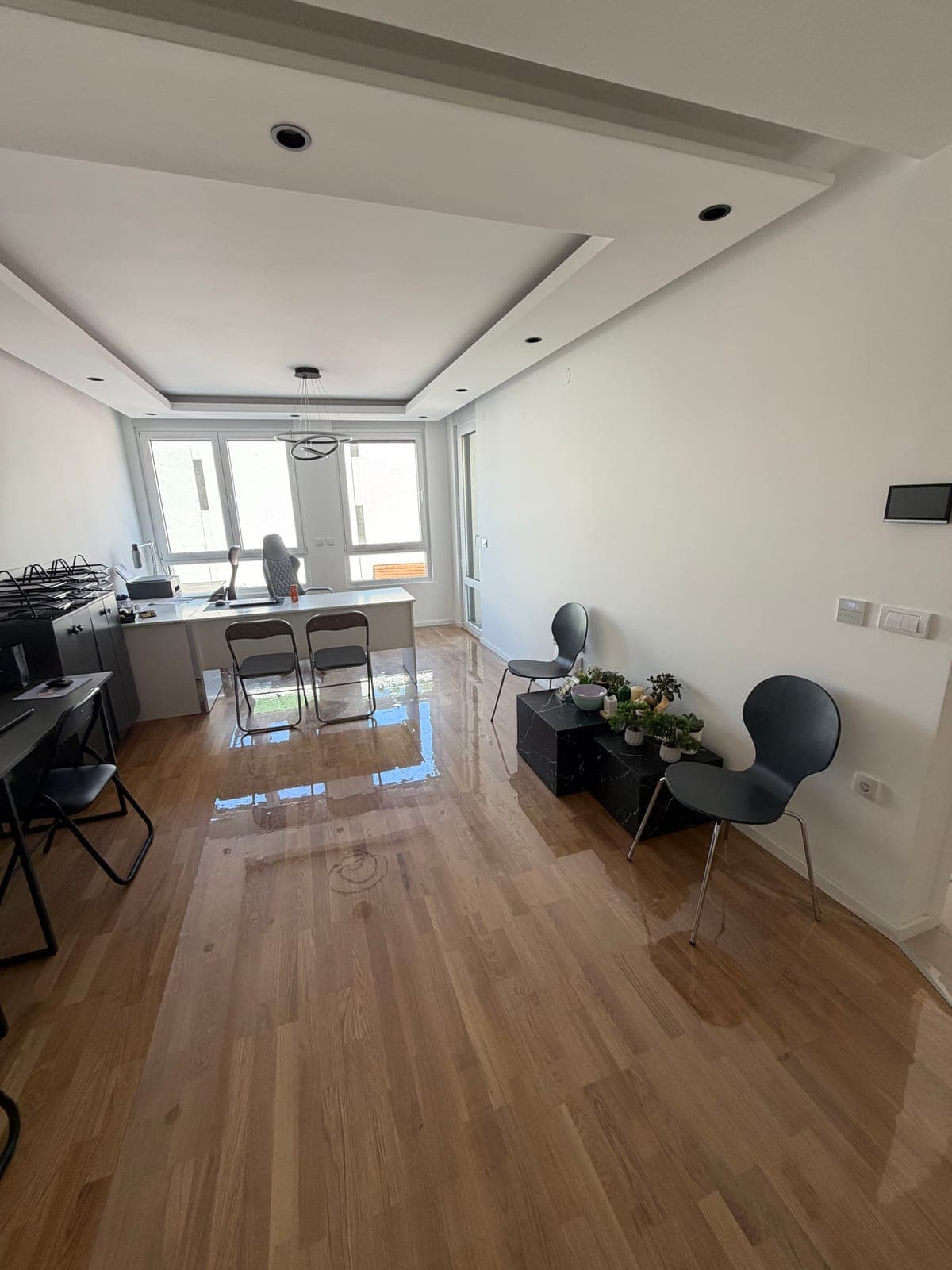 Niš — kancelarija Kompas Nekretnine, fotografija 1 od 6